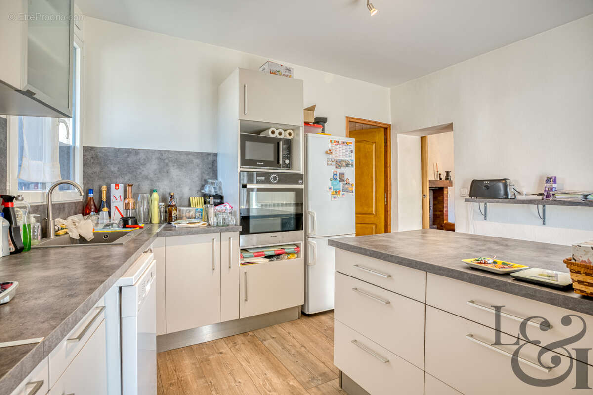 Maison rénovée à vendre proche commerces de Villeneuve-sur-Lot - photo 3