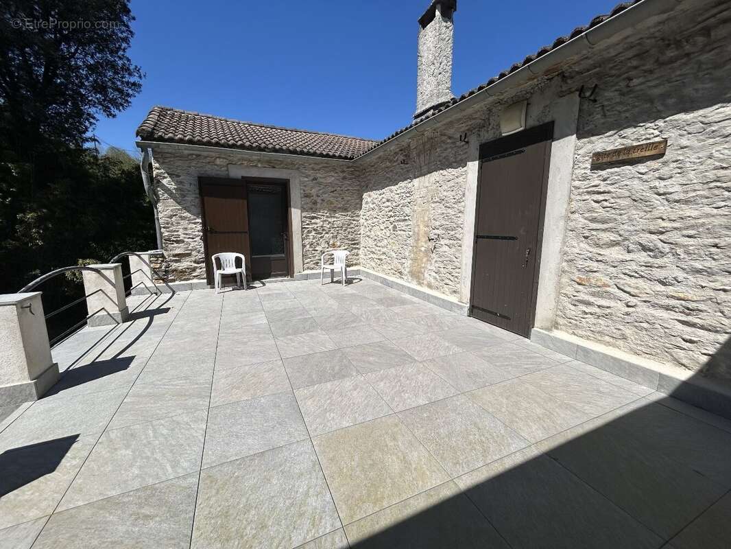 Maison à SAINT-ETIENNE-VALLEE-FRANCAISE