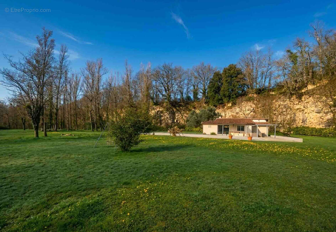 Maison à VIANNE