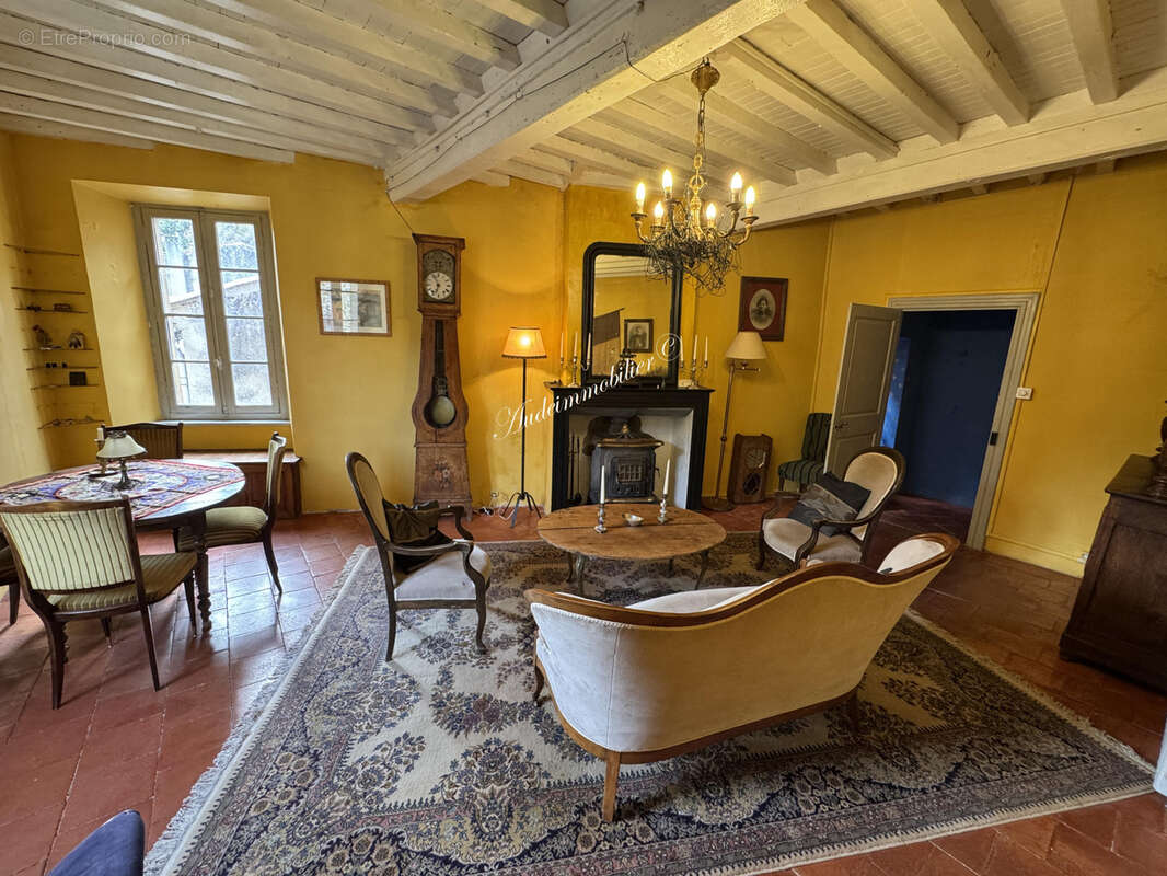 Ensemble immobilier de 3 maisons avec piscine et jardins - photo 22