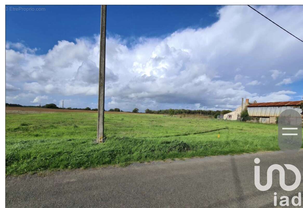 Photo 2 - Terrain à LENCLOITRE