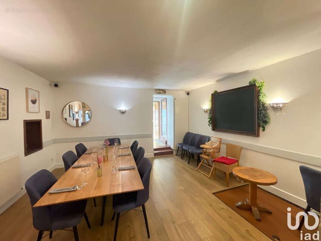 Photo 5 - Commerce à LA TRONCHE