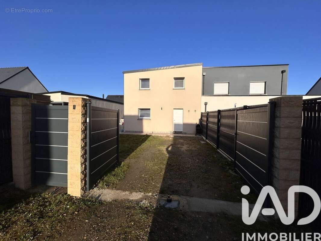 Photo 2 - Maison à PLOUFRAGAN