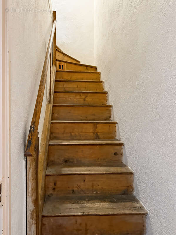 Maison à ANTRAIGUES-SUR-VOLANE