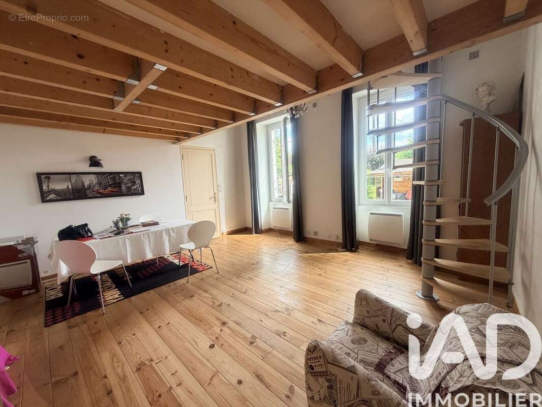 Photo 2 - Maison à SAINT-MEDARD-EN-JALLES