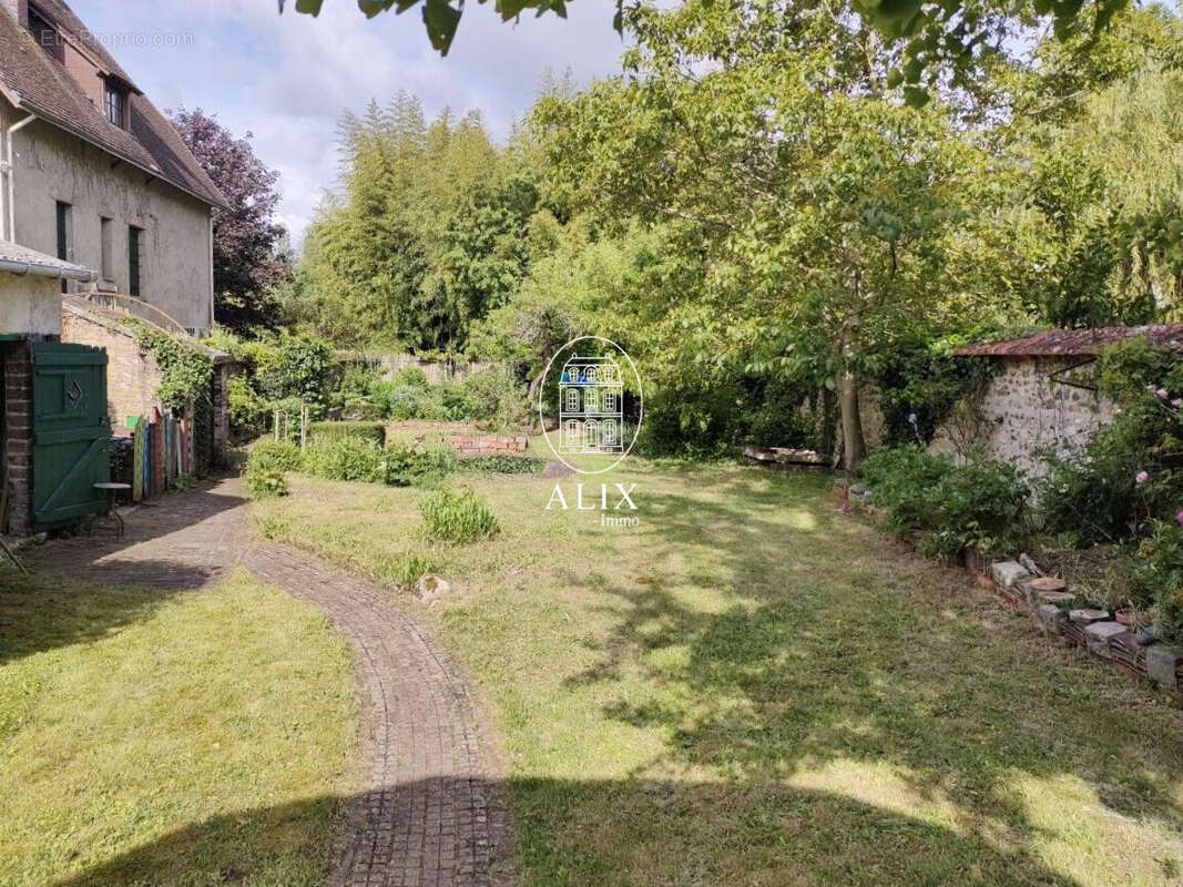 Maison à CLOYES-SUR-LE-LOIR