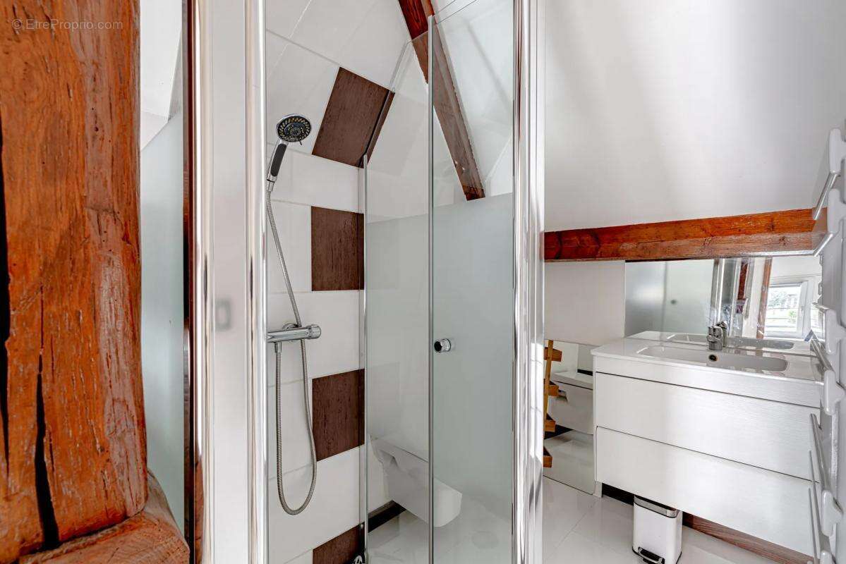 Appartement à MAFFLIERS