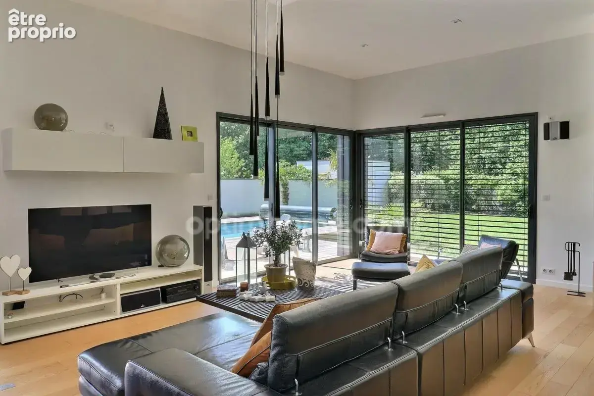 ORVAULT « La Forêt » — Villa d'architecte contemporaine en plain-pied total (197 m²) & piscine chauffée - photo 13