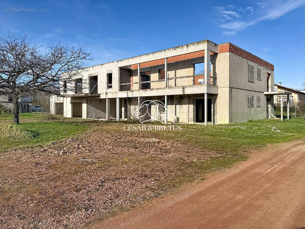 Appartement à RIORGES