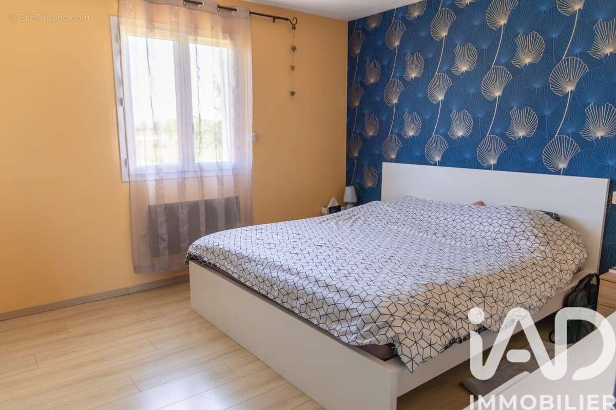 Maison 130 m² à Goudourville  - photo 6