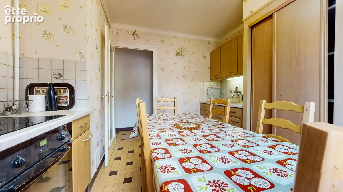 Agence immobiliere laforet - exclusivite - "dahlia" - annecy / hyper centre - appartement t2 de 49,26m² - cave - local a velo - photo 6