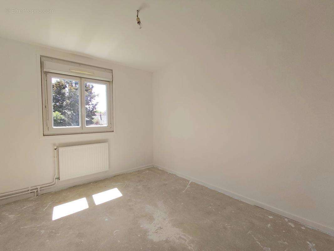 CUINCY - Type  5 - 95 m² - photo 7