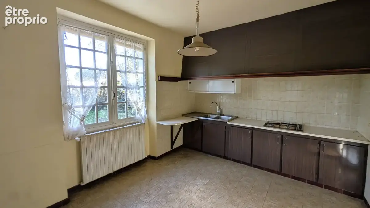 Maison avec jardin arboré, à deux pas des commodités - photo 4