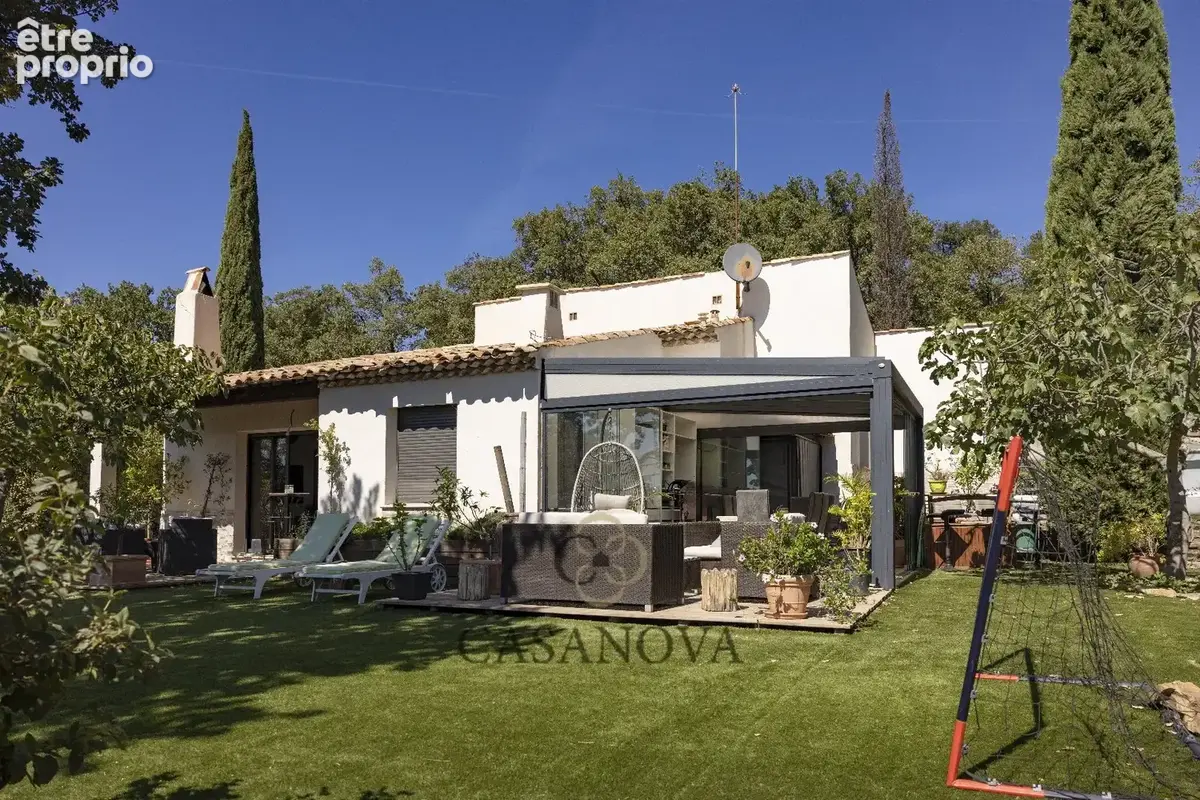 Golfe de Saint Tropez - Domaine de 5 hectares avec bastide, maison de gardien, piscine et vue panoramique à La Garde-Freinet - photo 26