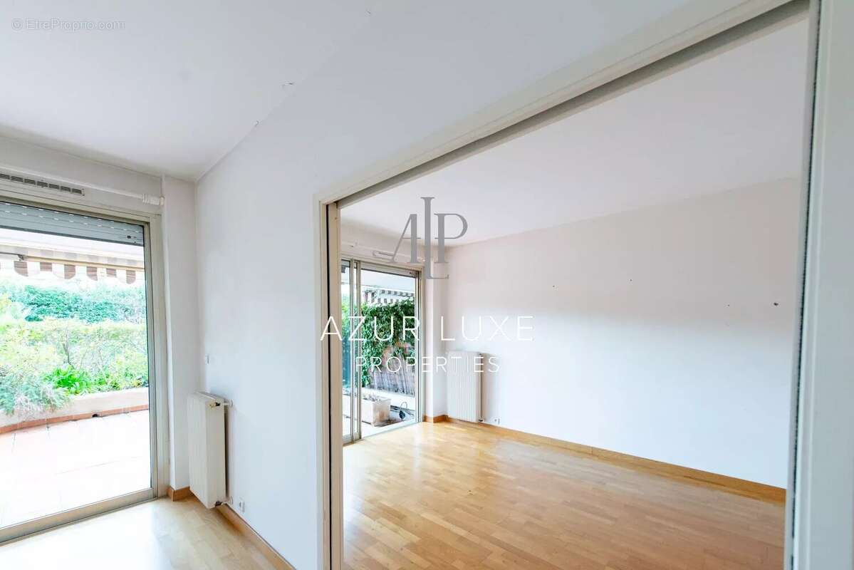 Appartement à BEAULIEU-SUR-MER