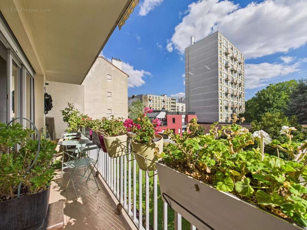 Appartement à PARIS-20E