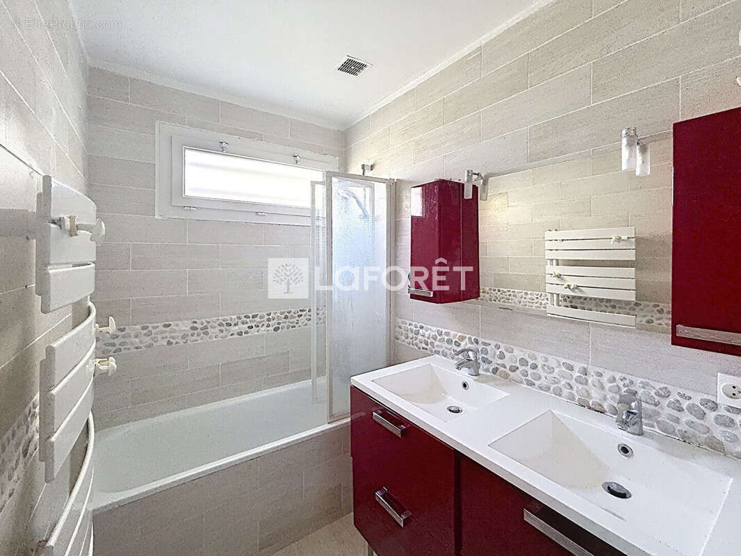 Maison familiale climatisée, avec sous-sol - Orgeval - 7 pièces - photo 10