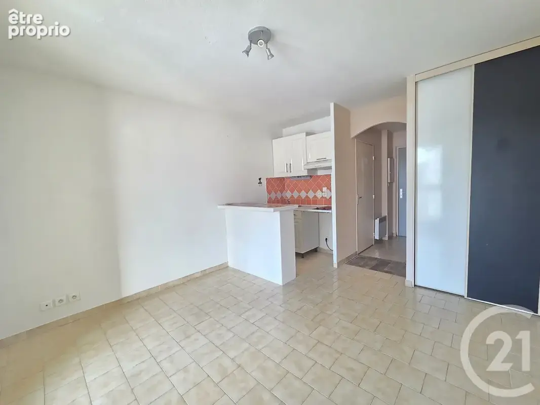 Appartement 1 pièce 22 m² à vendre à Sanary-Sur-Mer (83110) - photo 4
