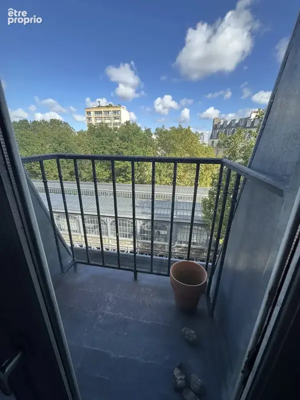 Appartement à PARIS-10E