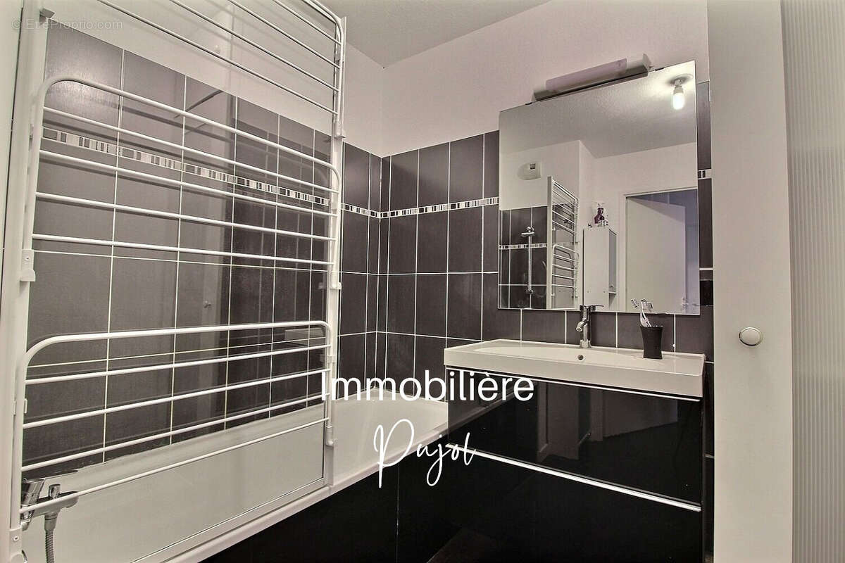Appartement à MARSEILLE-14E