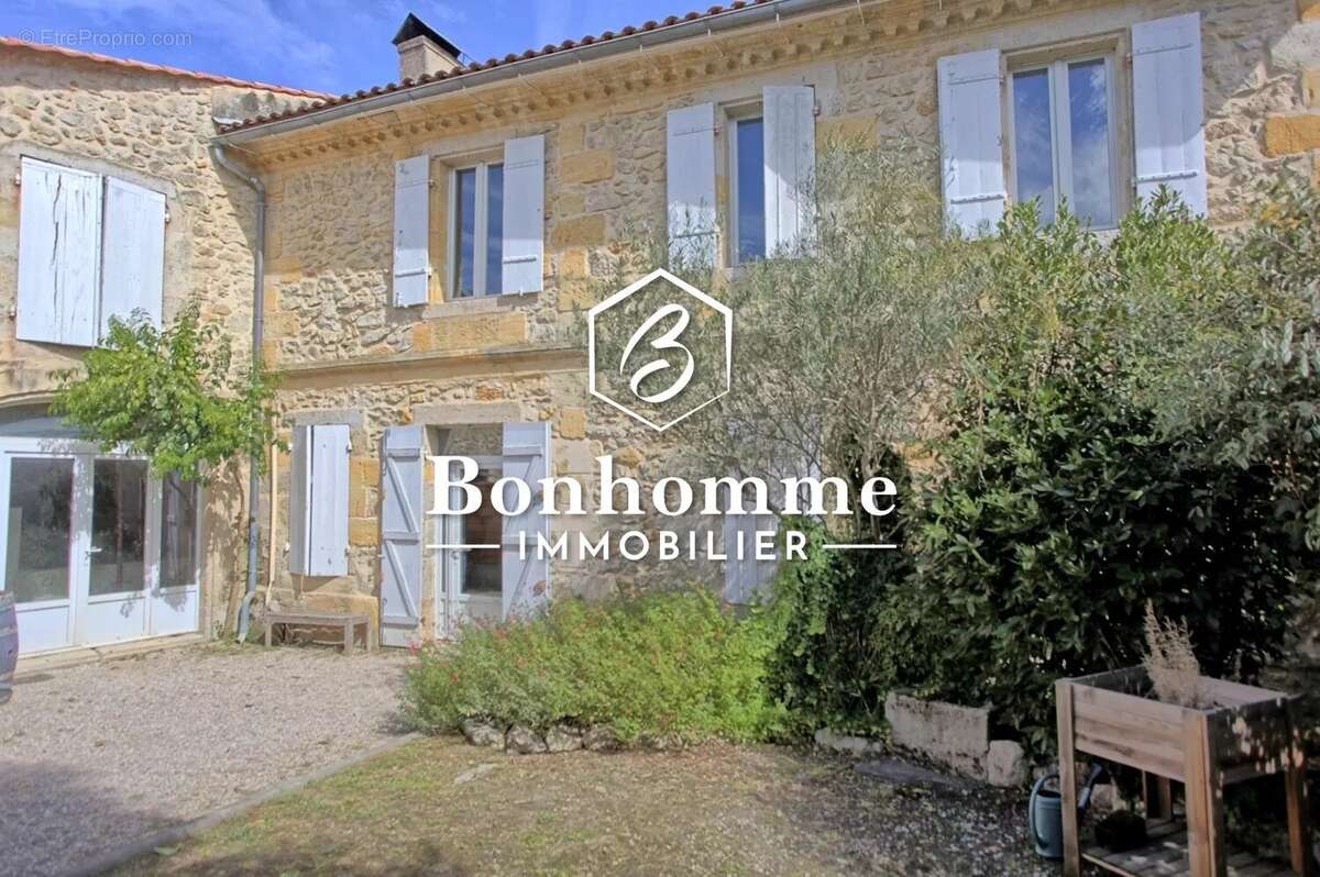 Maison à SAINT-MEDARD-D'EYRANS