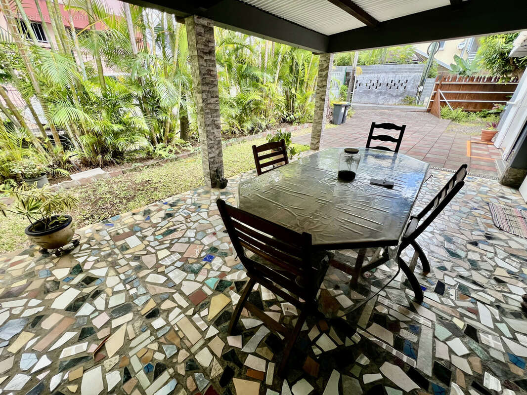 Maison à SAINT-JOSEPH