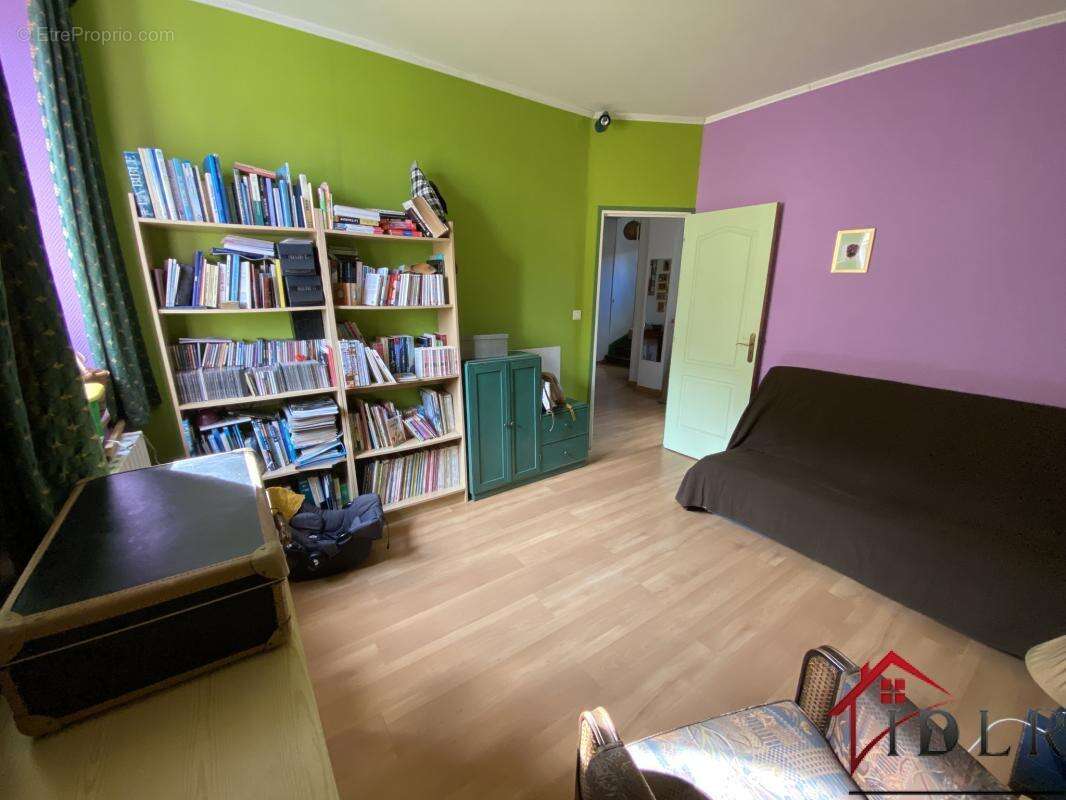 immeuble commercial et d'habitation de 430 m2 - photo 9