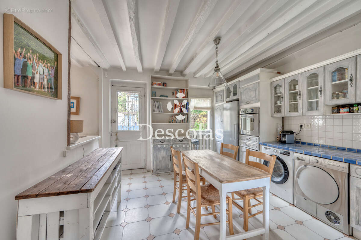 Maison à MAREIL-MARLY