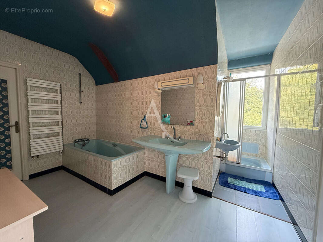 Maison à CHATEAU-GONTIER