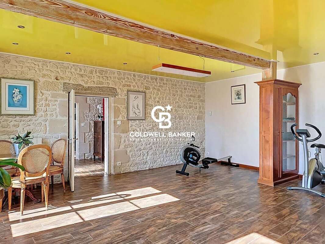 Maison à SAINT-JEAN-D&#039;ANGELY