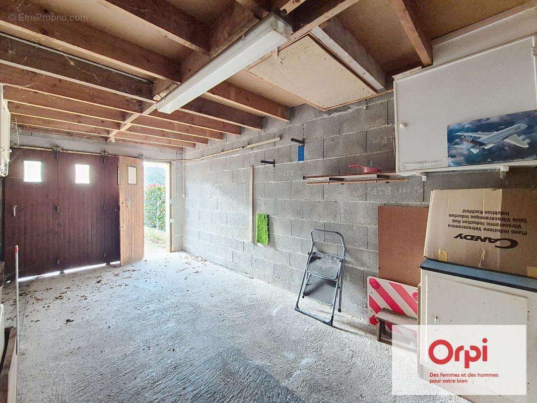 Maison à TERRASSON-LAVILLEDIEU