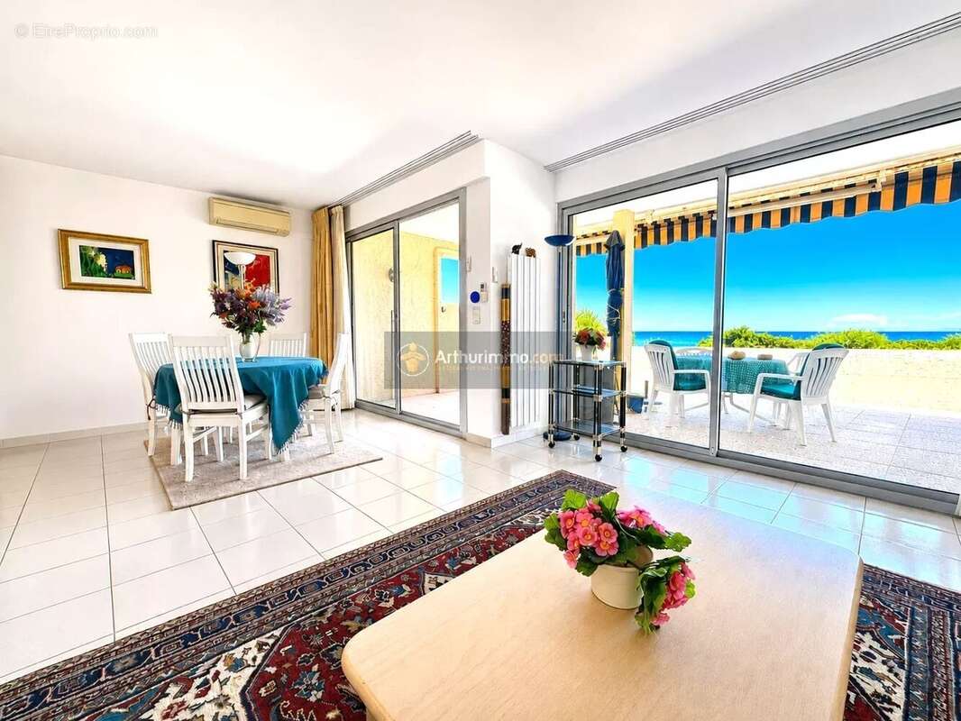 Appartement à FREJUS
