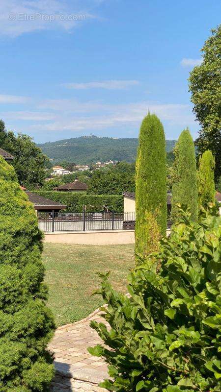 Maison familiale à Fontaines-Saint-Martin - photo 17