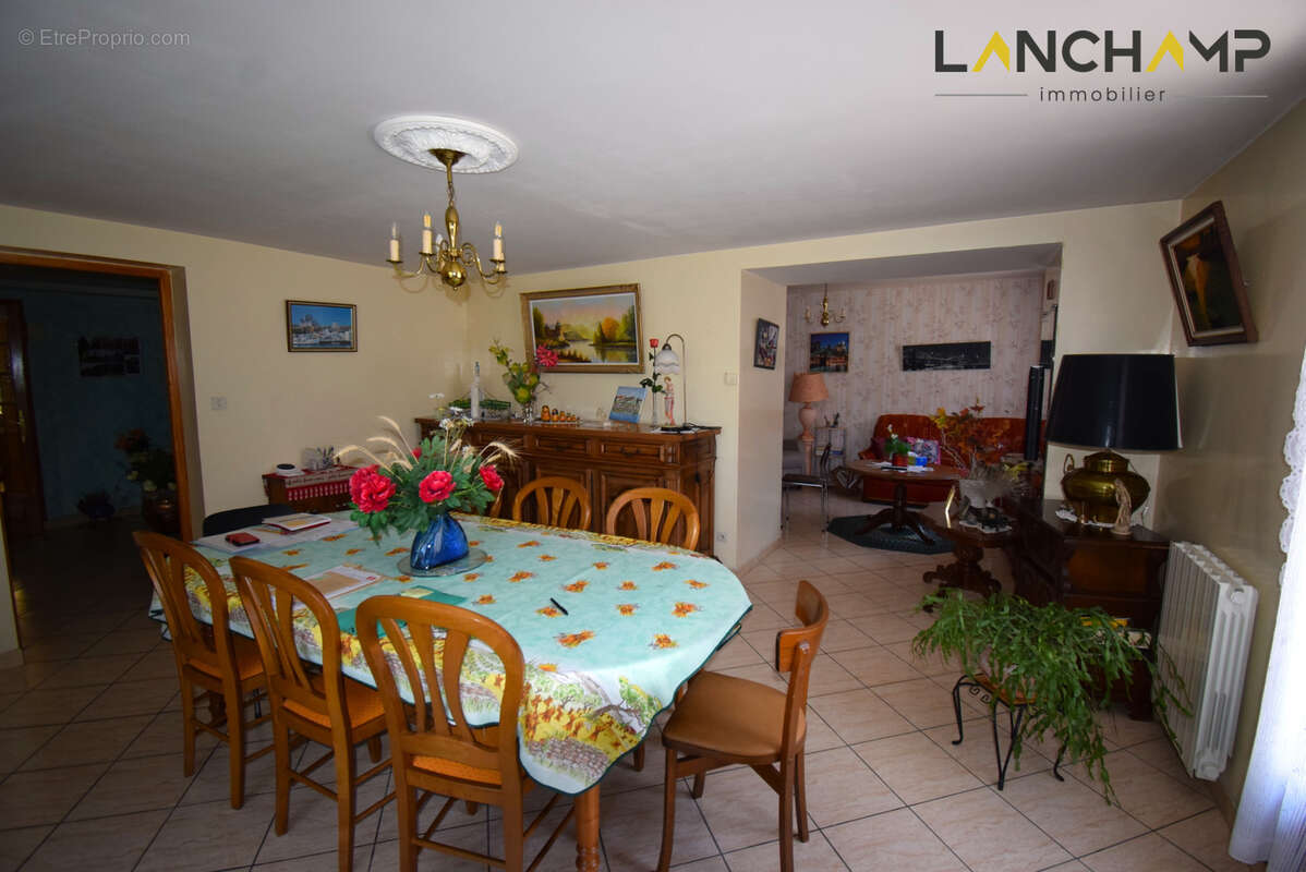 Agréable maison de village avec dépendance - photo 7