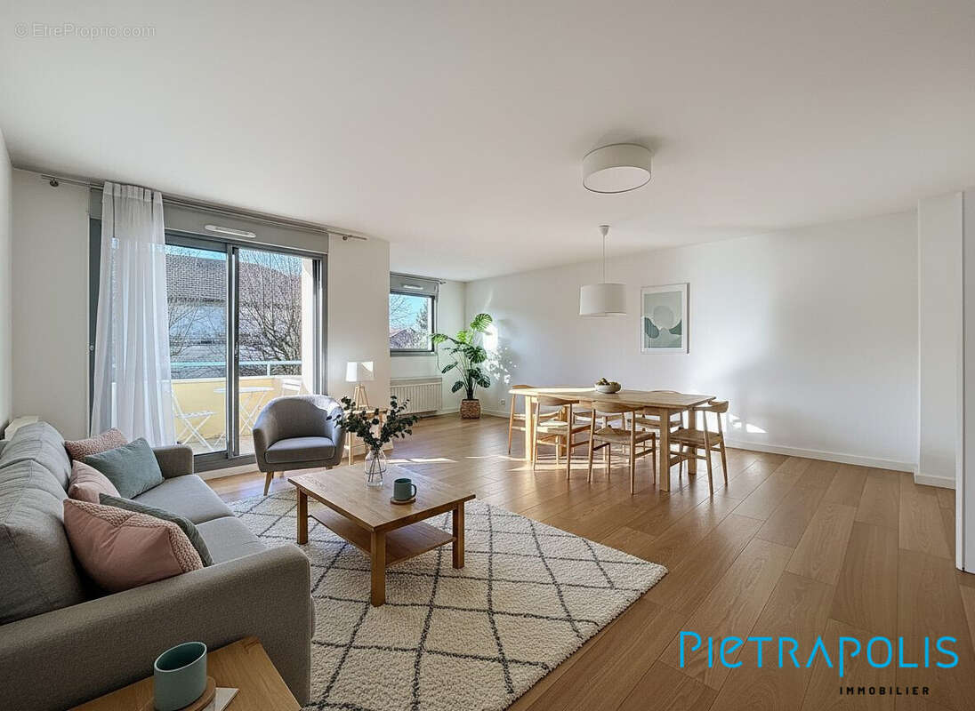 Appartement à FERNEY-VOLTAIRE