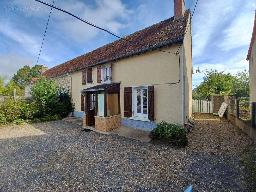 Maison à LA CHARITE-SUR-LOIRE