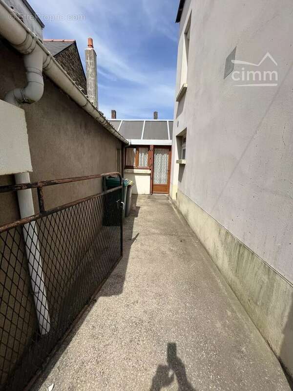 Maison à JOUE-SUR-ERDRE