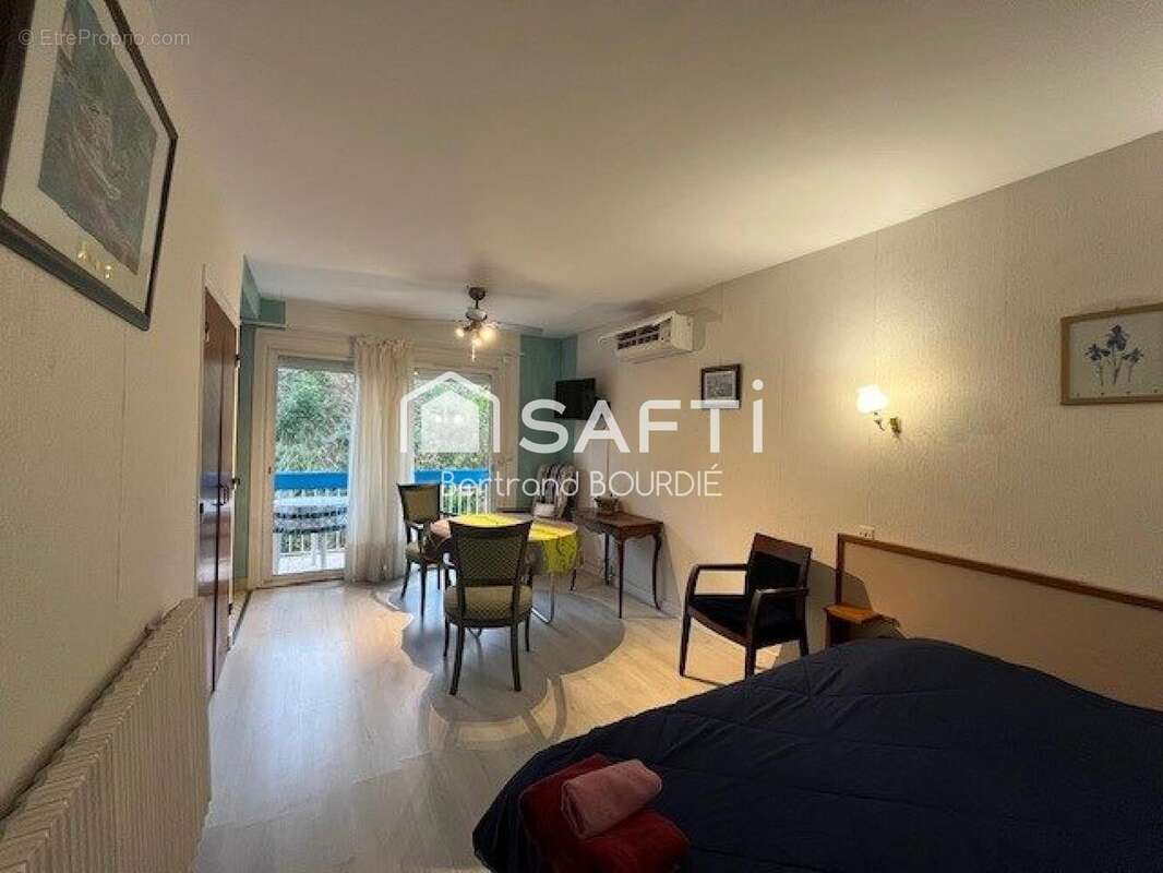 Photo 3 - Commerce à CAZAUBON