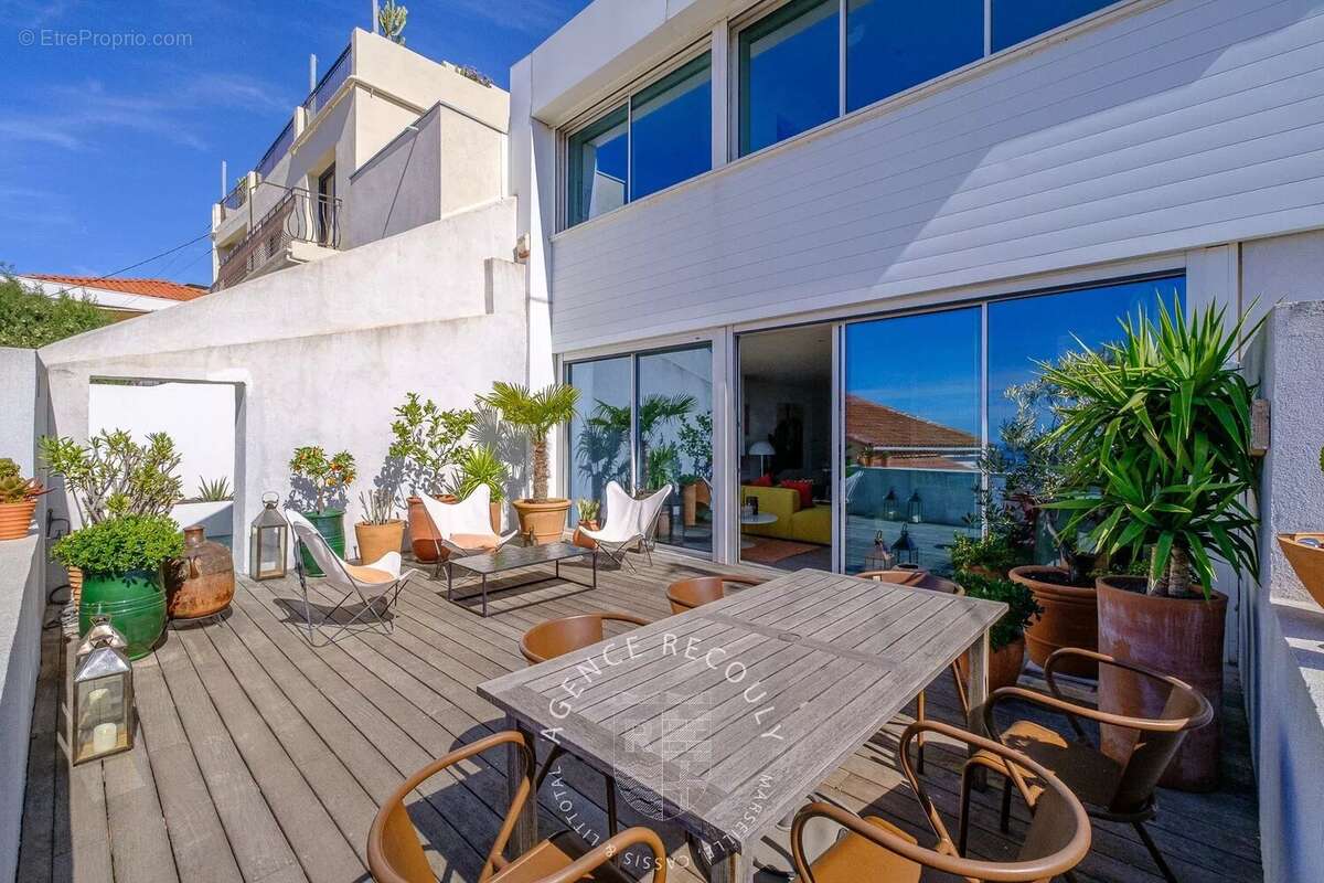 Maison à MARSEILLE-7E