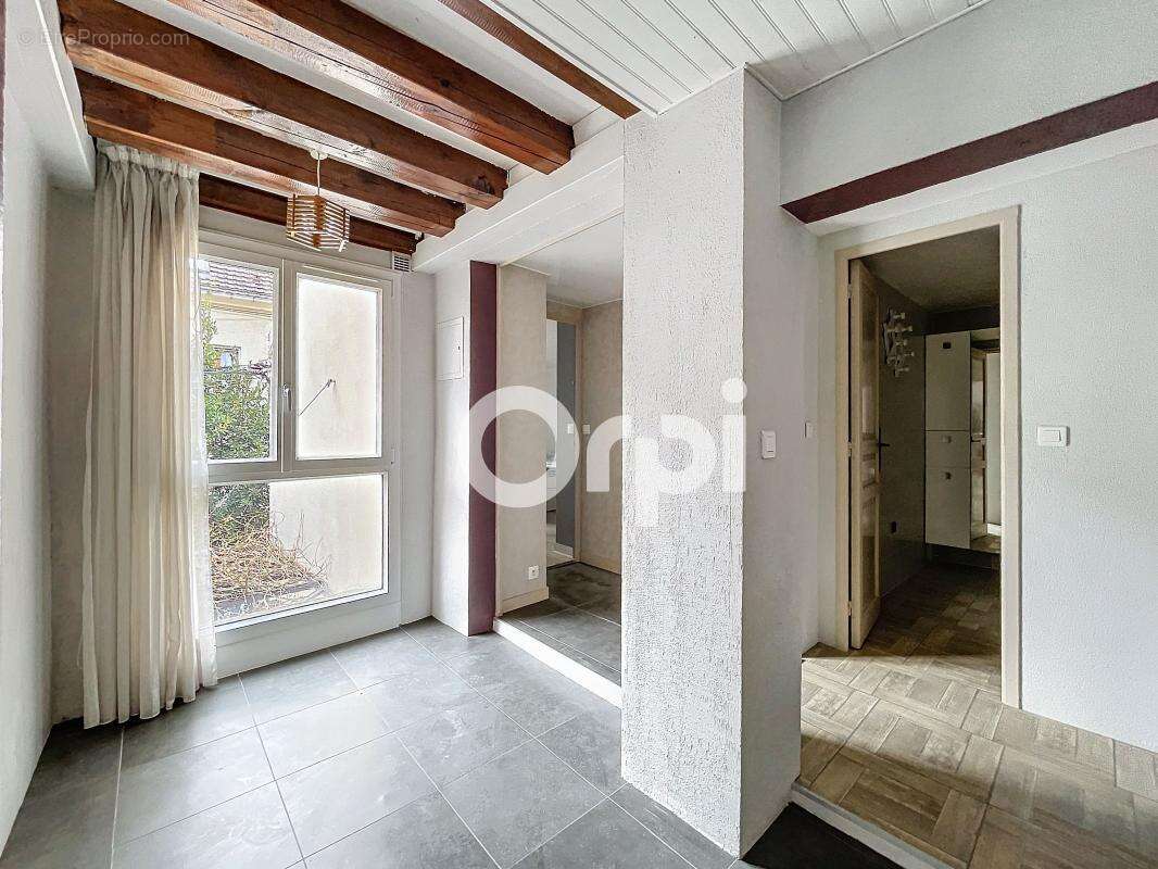 Appartement à LONGJUMEAU