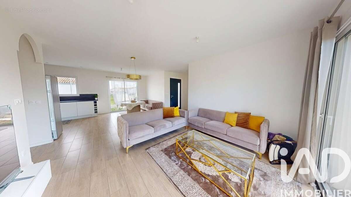 Photo 2 - Maison à ECHILLAIS