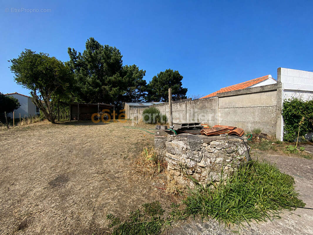 Maison de plain-pied dans le centre-ville à L'Aiguillon sur Mer - photo 3