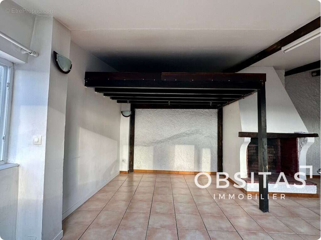 Appartement à FORCALQUIER