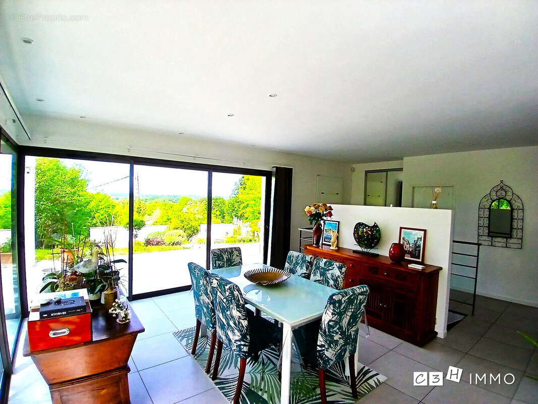 Maison 158 m² à Mauzac  - photo 6