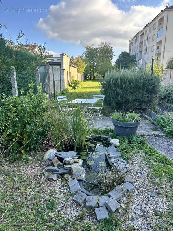 Maison à SAINTE-SAVINE