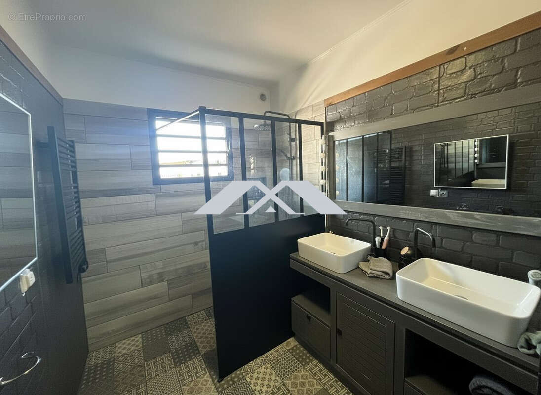 Maison à SAINT-LOUIS