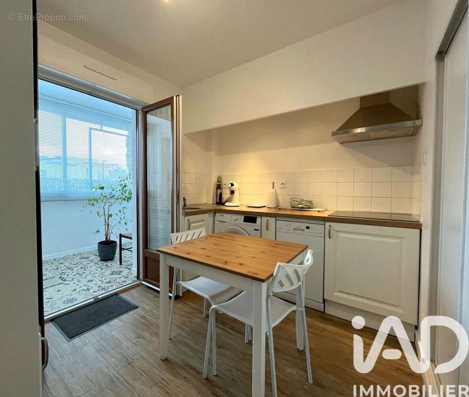 Photo 8 - Appartement à NIMES