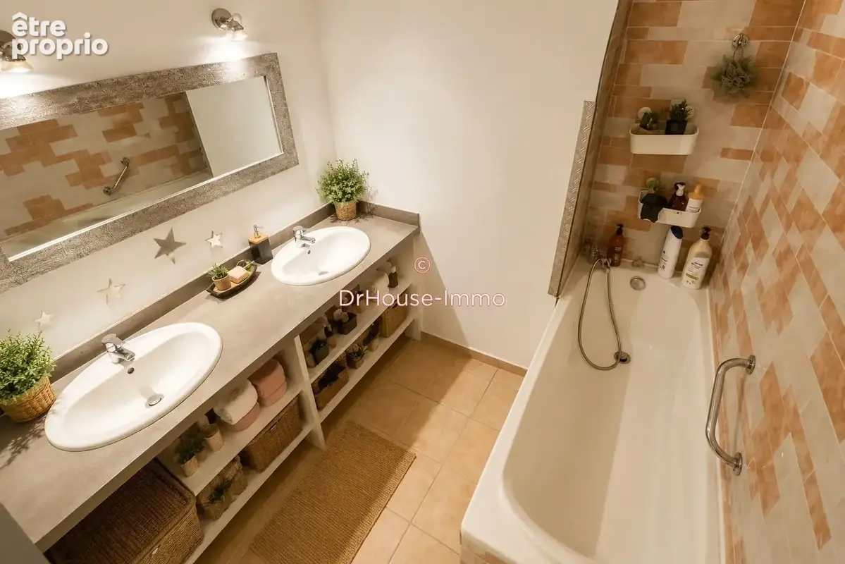 Maison 7 pièces 300 m² à vendre à Vinassan (11110) - photo 17