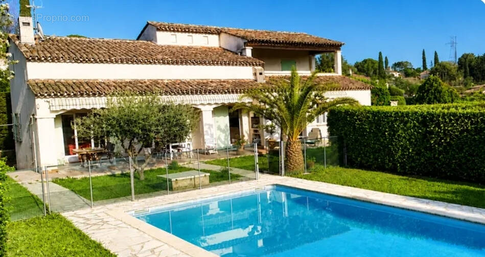 Maison à PEYMEINADE