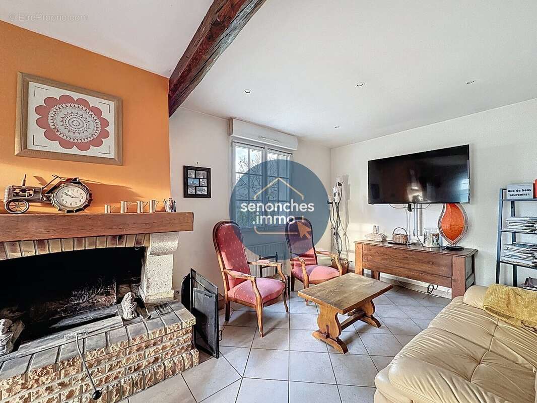 Maison à SAINT-ELIPH